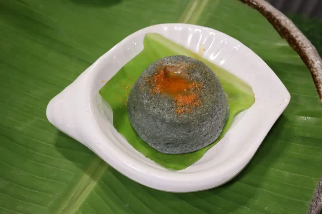 charcoal cheese blast idli